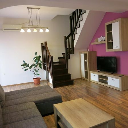 Penthouse Apartament Nufarul Oradea Eksteriør bilde