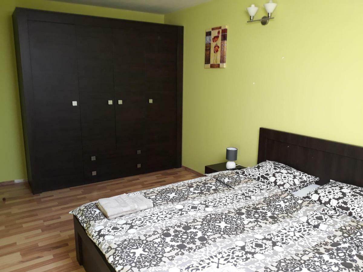 Penthouse Apartament Nufarul Oradea Eksteriør bilde